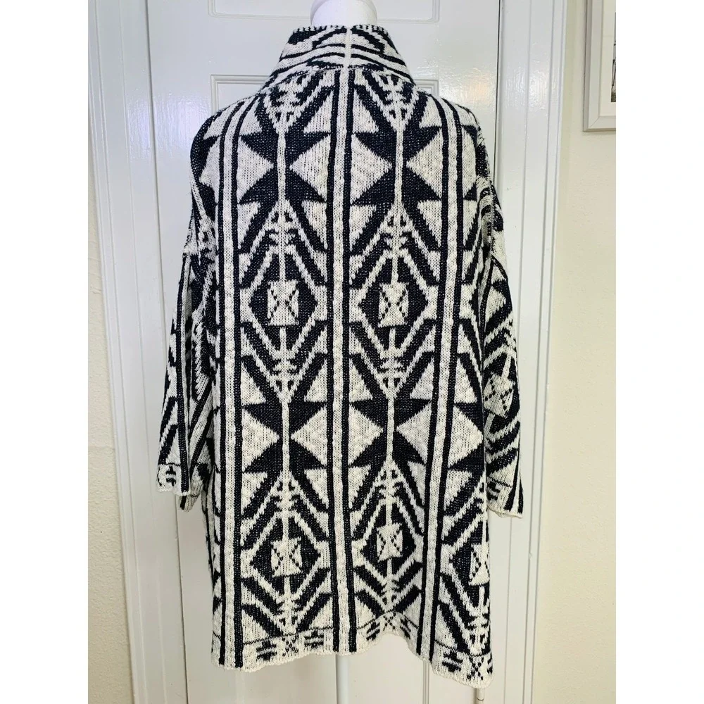 Black White Aztec Print Open Front Cardigan‎ S Cozy Southwestern Prairie Layer